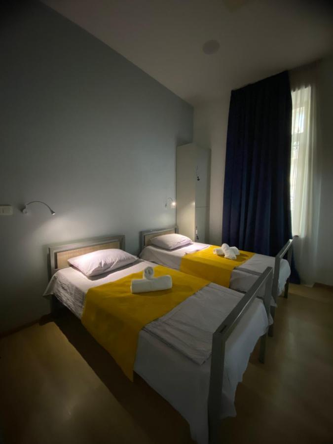 Queen Hostel Tbilisi Esterno foto